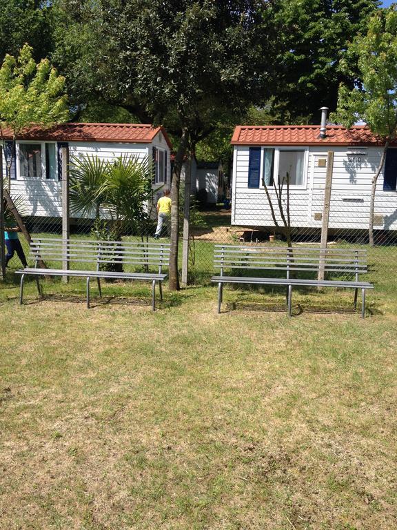 Oliholiday Mobilehomes - Cavallino Eksteriør billede